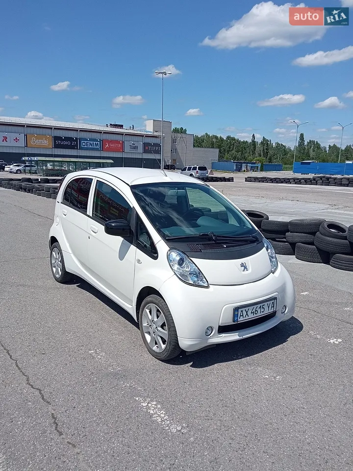2016 Peugeot iOn - мініатюра 23