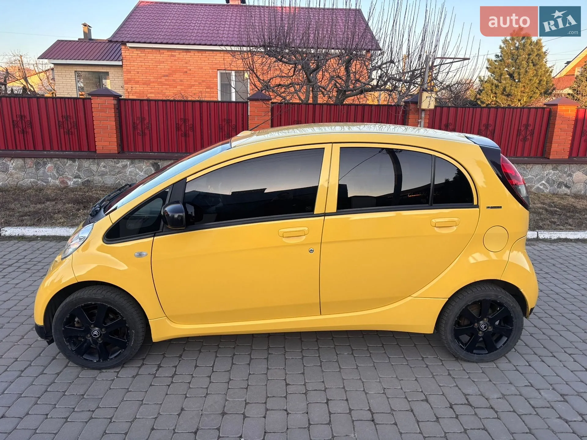 2011 Peugeot iOn - мініатюра 6