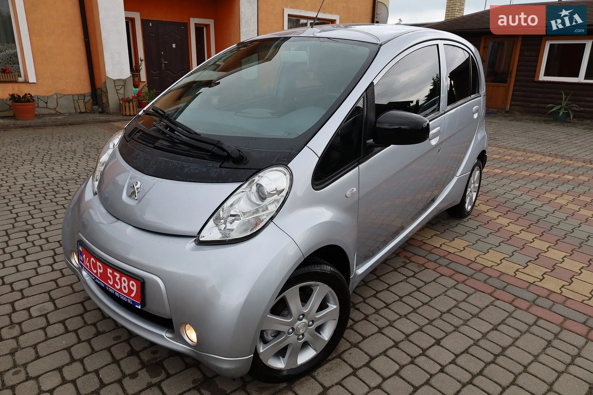 2014 Peugeot iOn - мініатюра 12