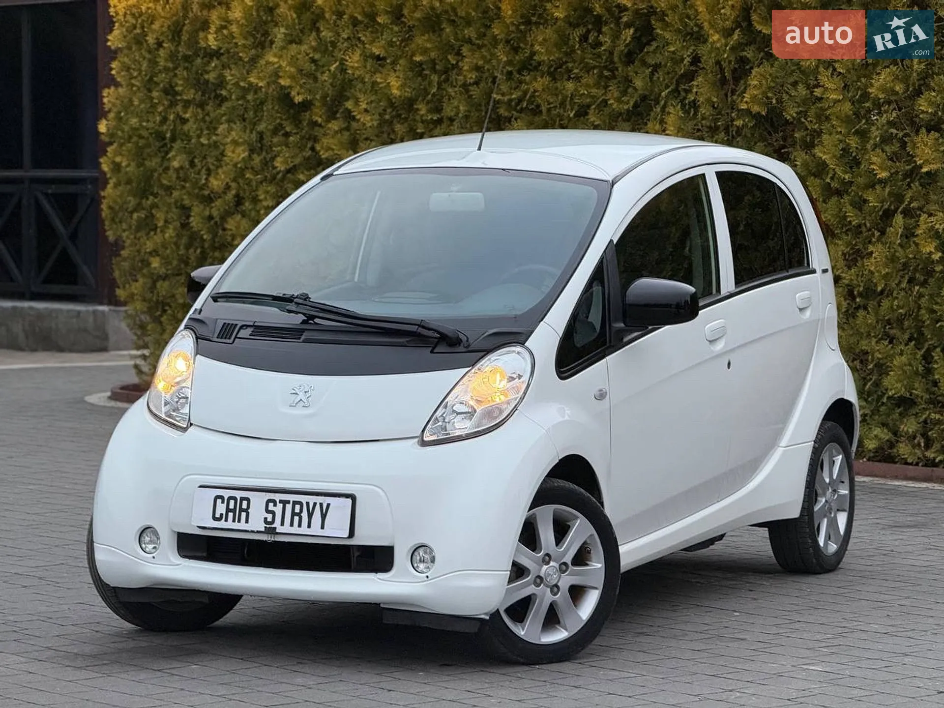 2019 Peugeot iOn - мініатюра 2