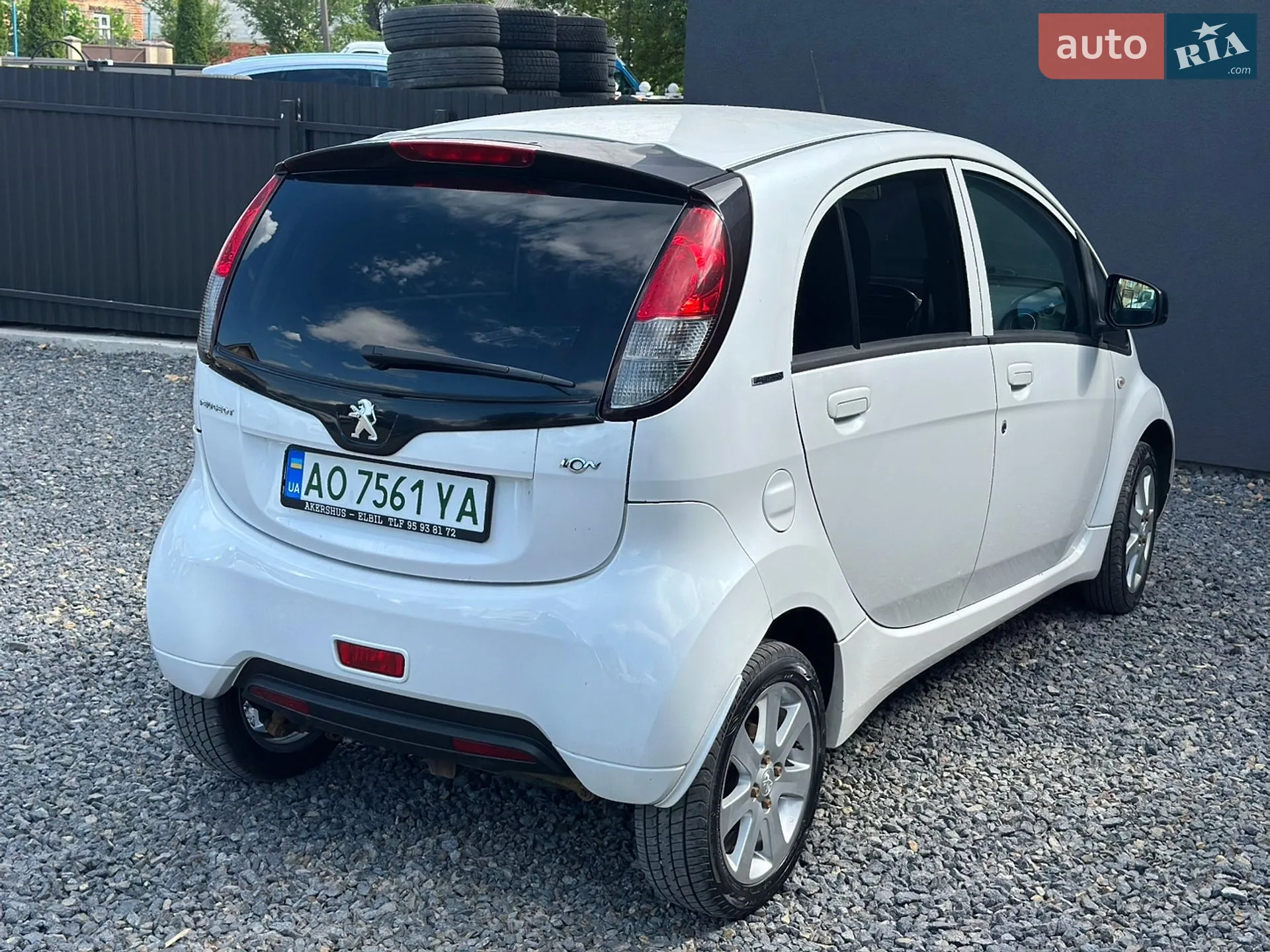 2011 Peugeot iOn - мініатюра 4