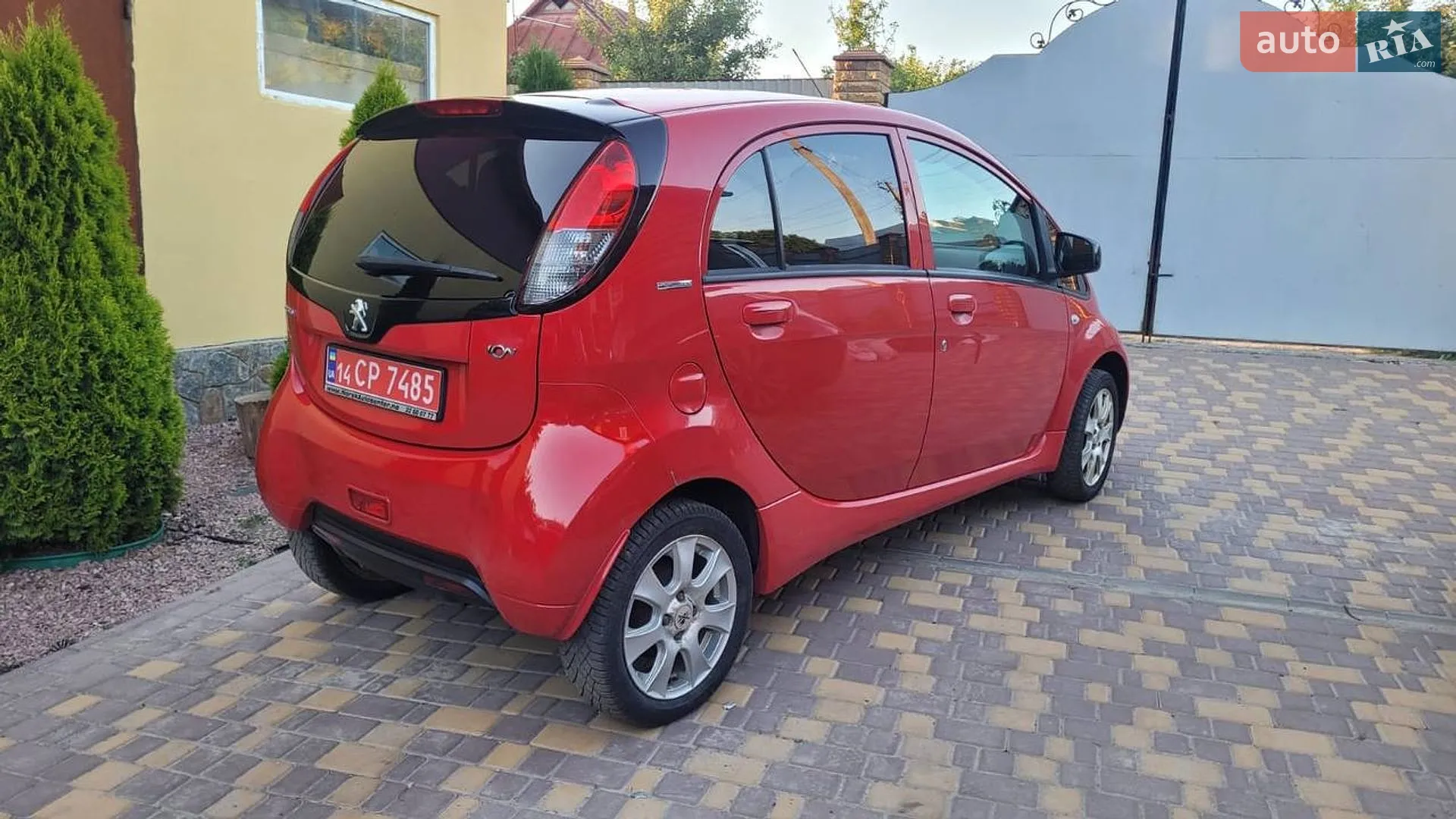 2014 Peugeot iOn - мініатюра 4