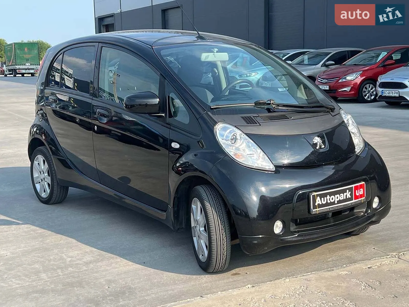 2011 Peugeot iOn - мініатюра 13