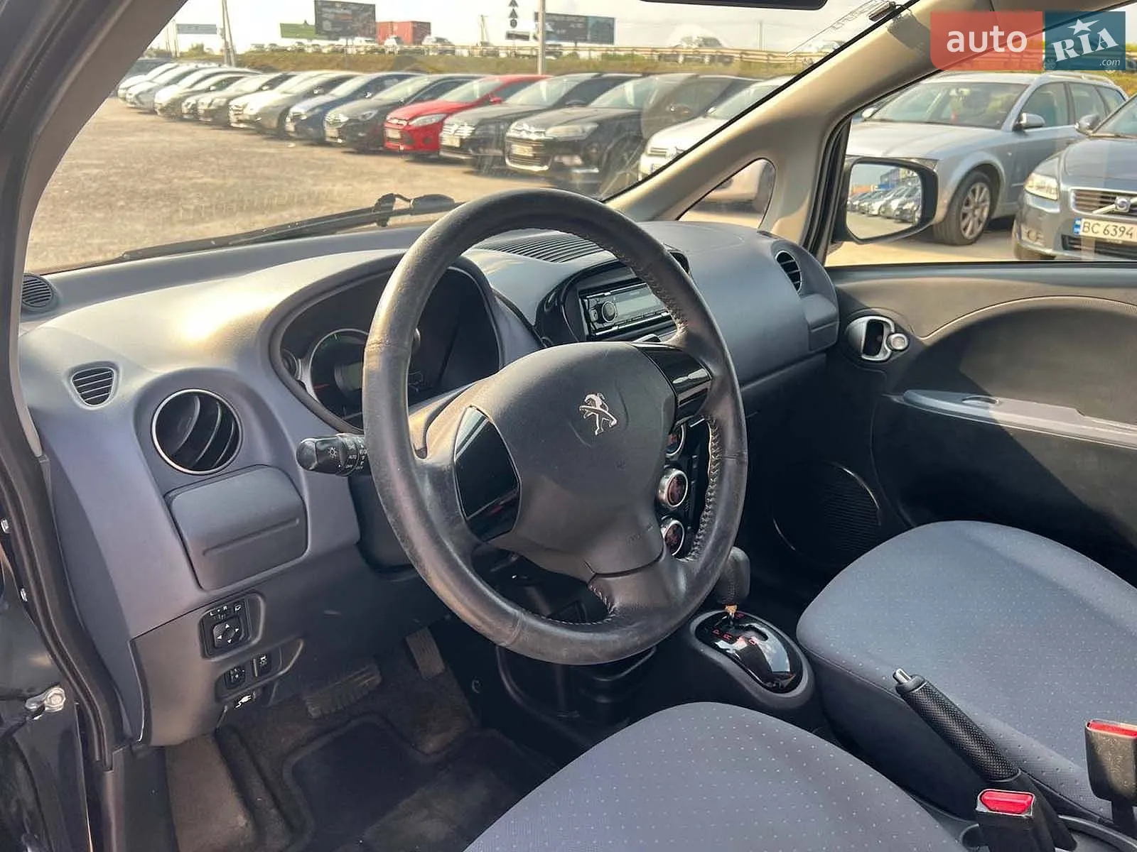 2011 Peugeot iOn - мініатюра 16
