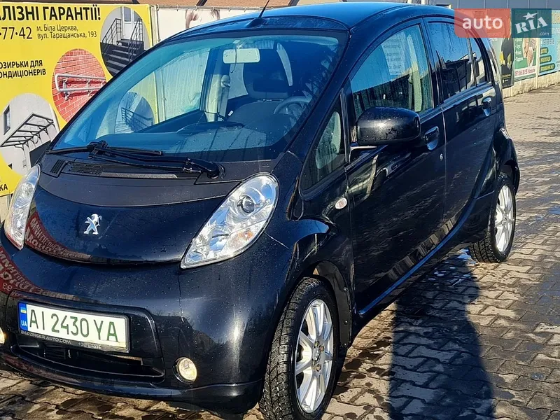 Peugeot iOn 2011