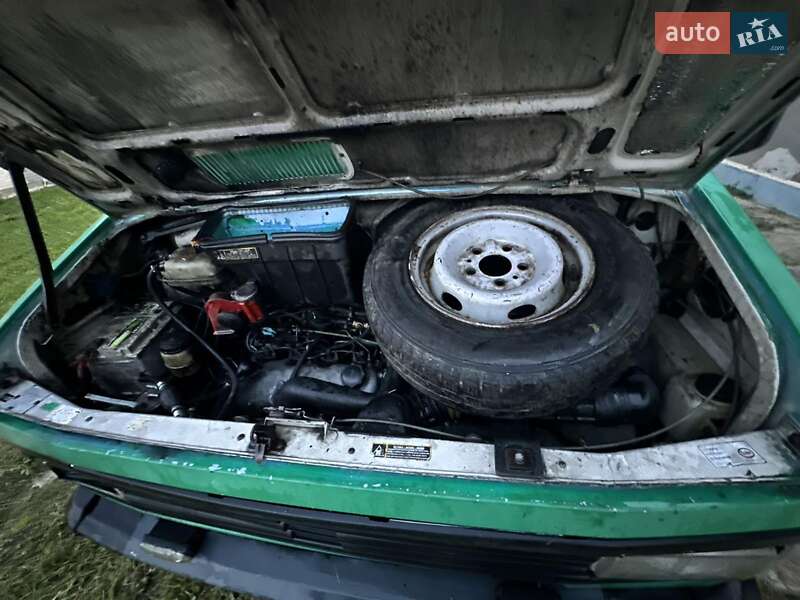 Peugeot J5 1992