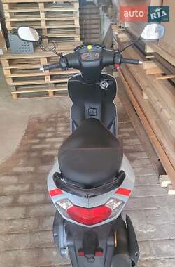 Скутер Peugeot Kisbee 2021 в 