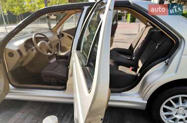 Седан Peugeot Pars 2005 в 