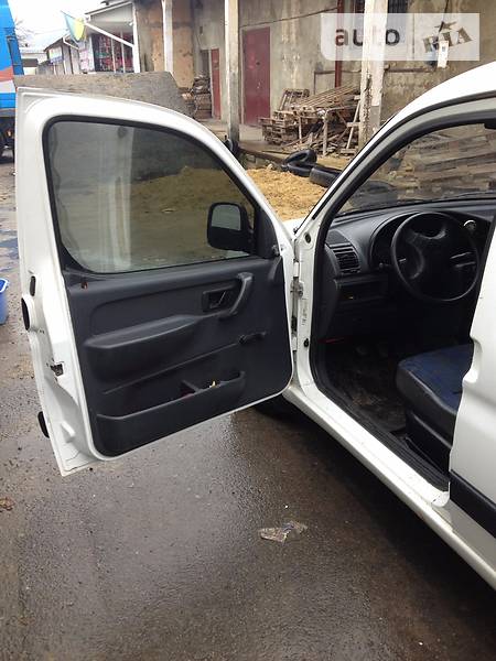 Пікап Peugeot Partner 2000 в Могилів-Подільському