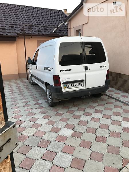 Грузопассажирский фургон Peugeot Partner 2000 в Черновцах