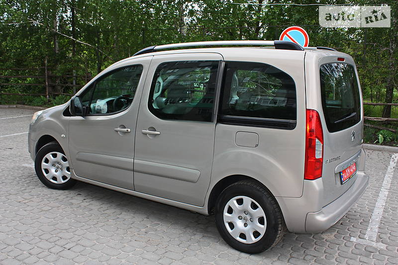 Грузопассажирский фургон Peugeot Partner 2011 в Кременчуге