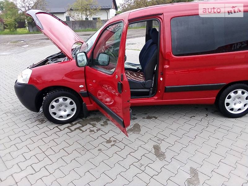 Мінівен Peugeot Partner 2008 в Косові