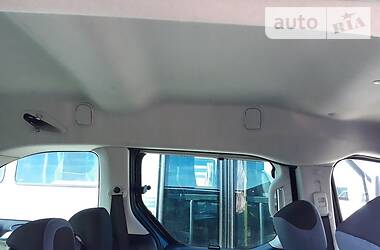 Грузопассажирский фургон Peugeot Partner 2015 в Ровно