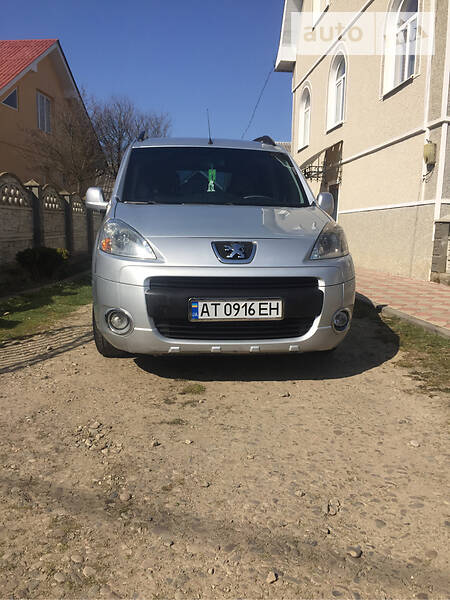 Минивэн Peugeot Partner 2010 в 