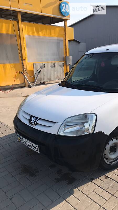 Минивэн Peugeot Partner 2006 в Сарнах фото Минивэн Peugeot Partner 2006 в Сарнах