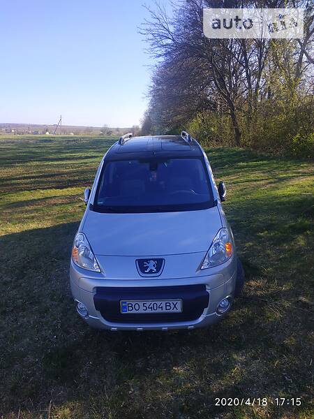 Мінівен Peugeot Partner 2008 в Тернополі