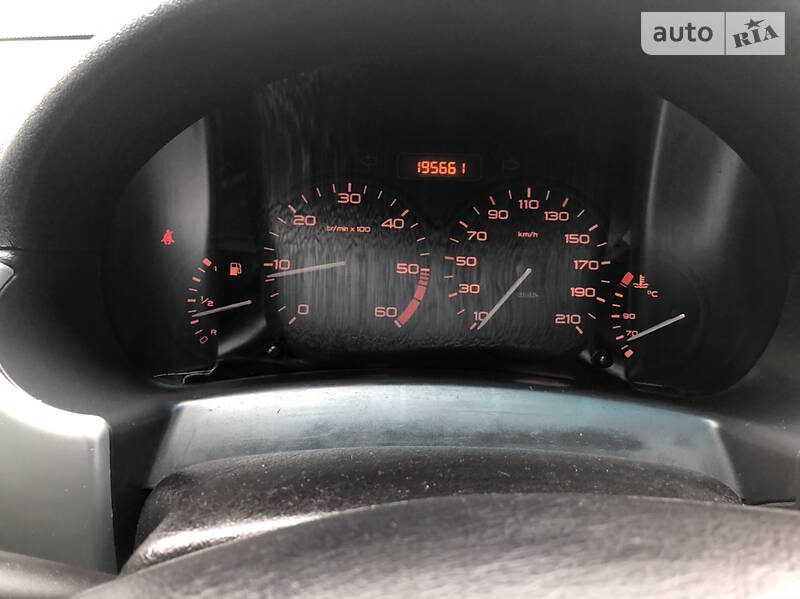 Минивэн Peugeot Partner 2003 в Хмельнике