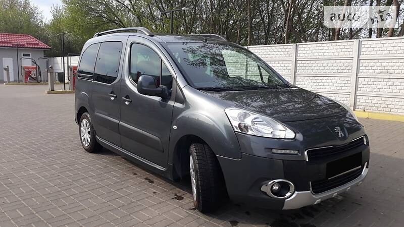 Мінівен Peugeot Partner 2014 в Рівному