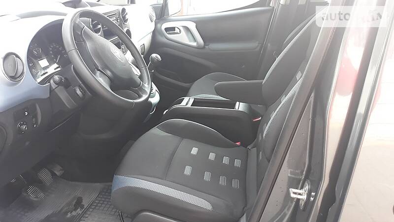 Мінівен Peugeot Partner 2014 в Рівному