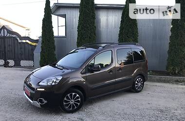 Минивэн Peugeot Partner 2012 в 