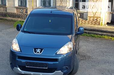 Пикап Peugeot Partner 2011 в Городке