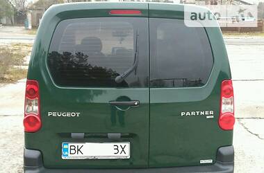 Минивэн Peugeot Partner 2011 в Вараше
