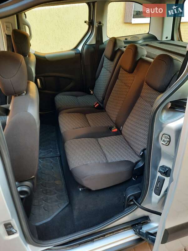 Мінівен Peugeot Partner 2011 в Чернівцях фото 10 Мінівен Peugeot Partner 2011 в Чернівцях