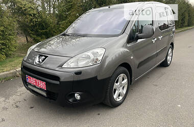 Минивэн Peugeot Partner 2011 в 