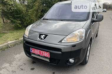 Минивэн Peugeot Partner 2011 в 