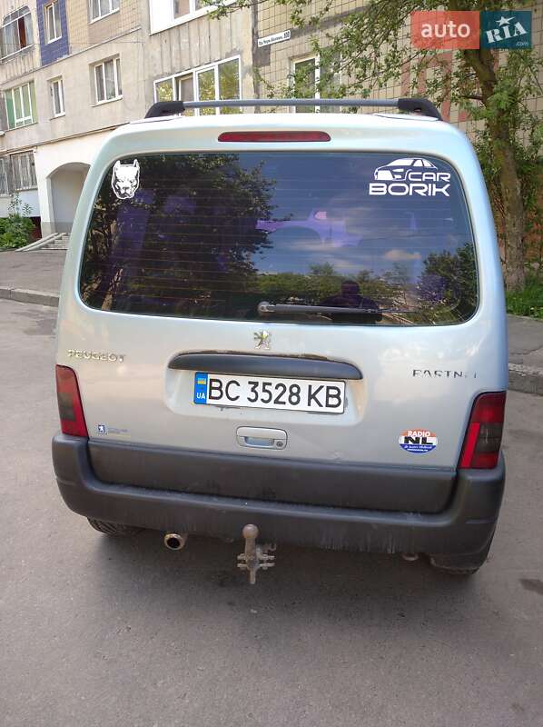 Мінівен Peugeot Partner 2004 в Львові
