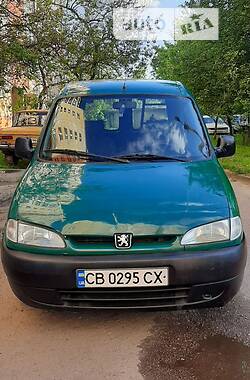 Вантажний фургон Peugeot Partner 1997 в Чернігові