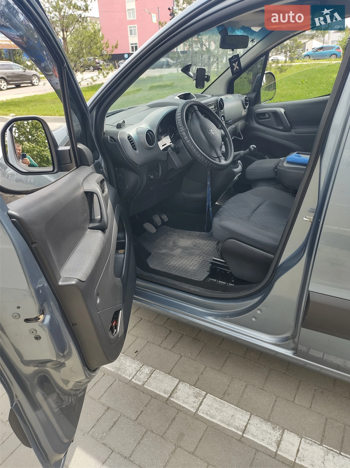 2010 Peugeot Partner - мініатюра 6