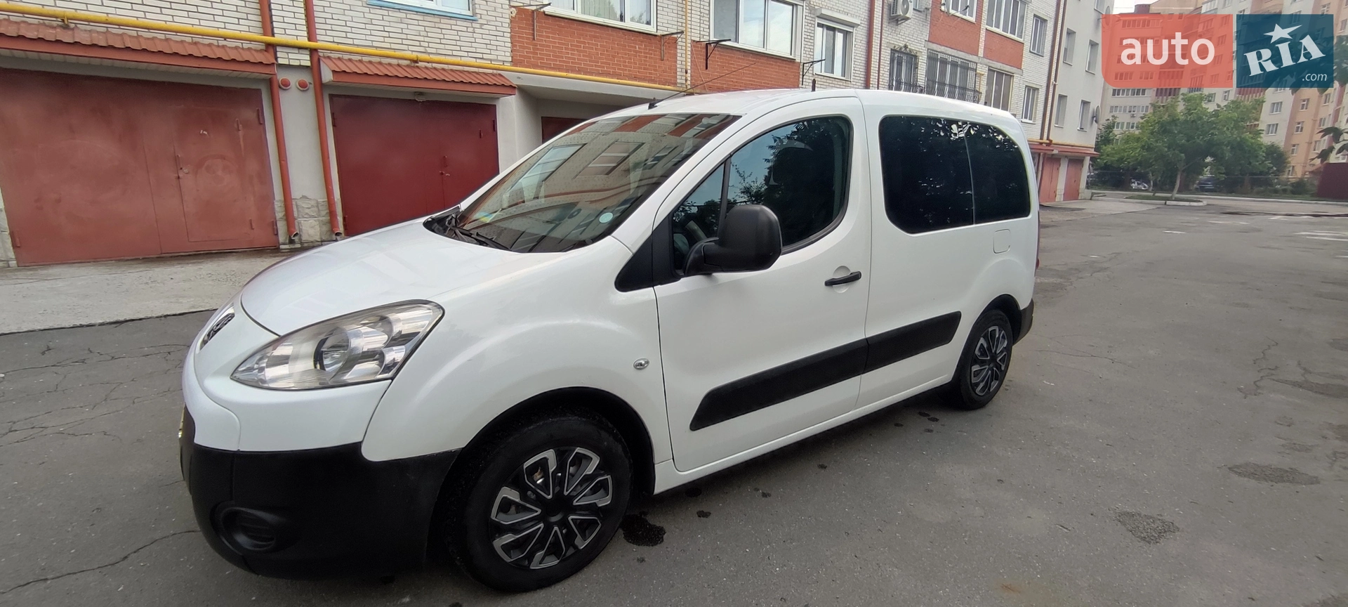 2011 Peugeot Partner - мініатюра 6