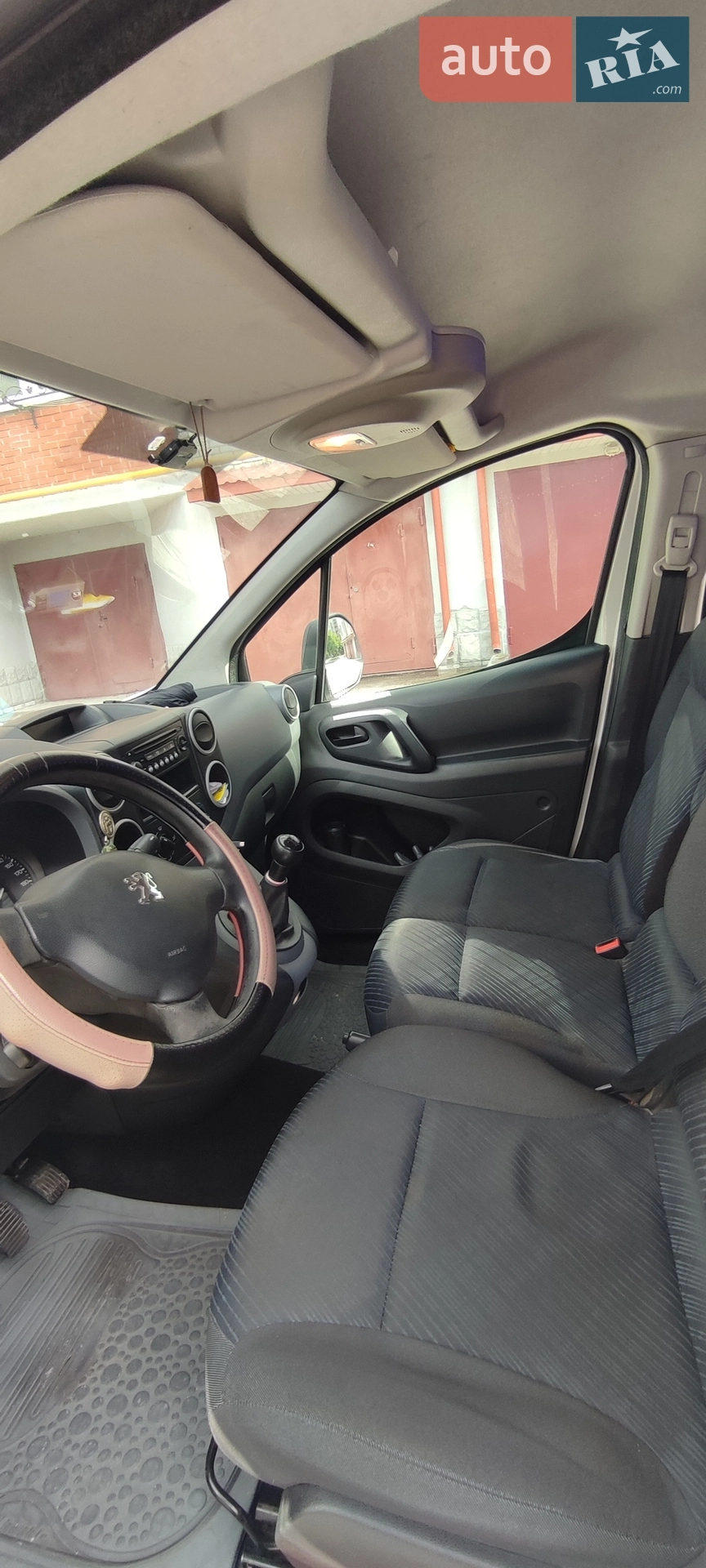 2011 Peugeot Partner - мініатюра 14