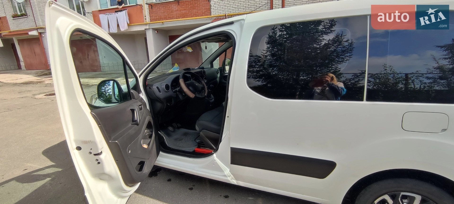 2011 Peugeot Partner - мініатюра 16