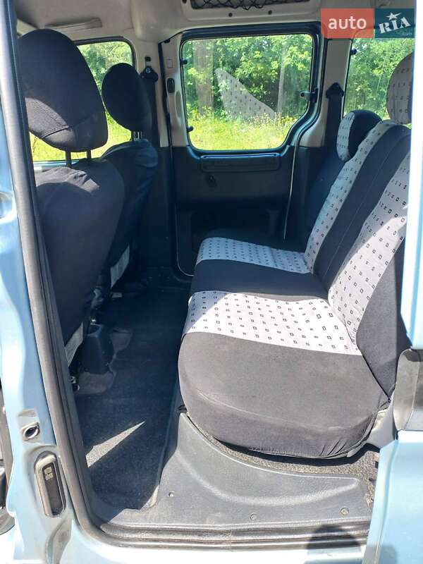 Минивэн Peugeot Partner 2004 в Староконстантинове