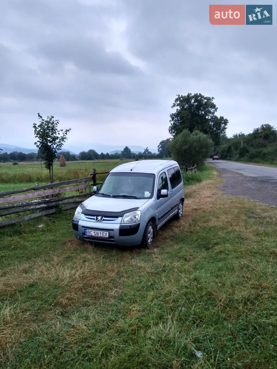 2013 Peugeot Partner - мініатюра 35