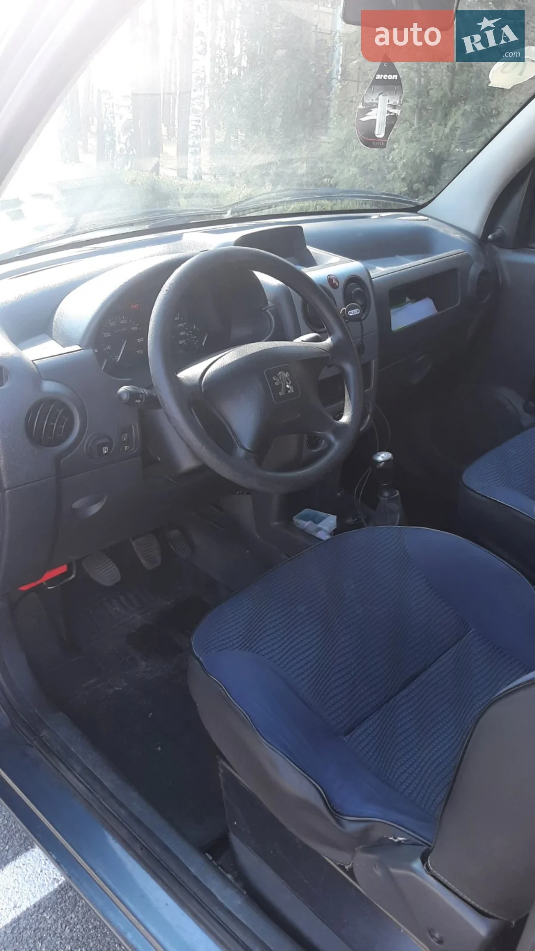 2011 Peugeot Partner - мініатюра 8