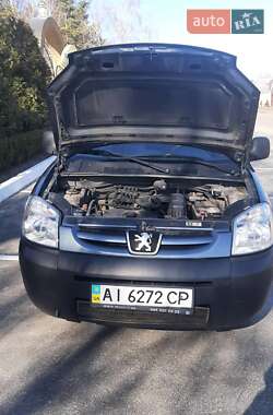 Мінівен Peugeot Partner 2011 в Києві