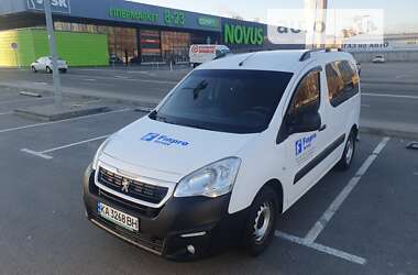 Мінівен Peugeot Partner 2017 в Києві