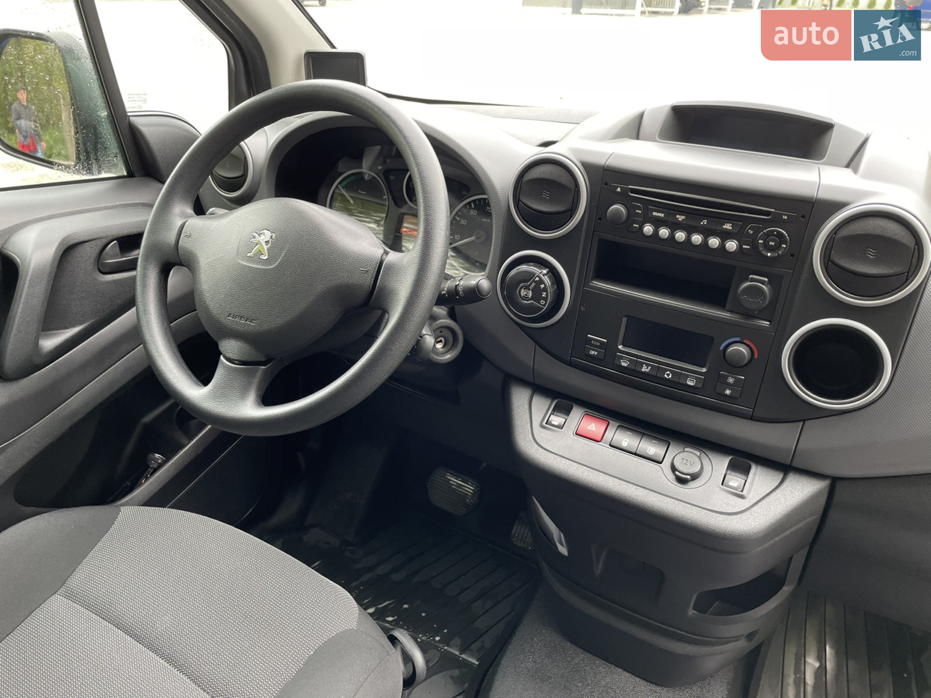 2017 Peugeot Partner - мініатюра 11