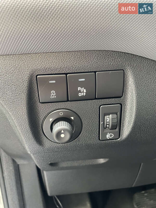 Мінівен Peugeot Partner 2017 в Хмельницькому