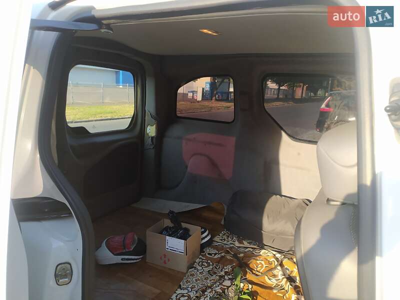 Мінівен Peugeot Partner 2009 в Дніпрі фото 3 Мінівен Peugeot Partner 2009 в Дніпрі