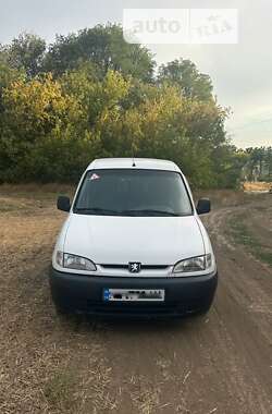 Мінівен Peugeot Partner 2002 в Дніпрі