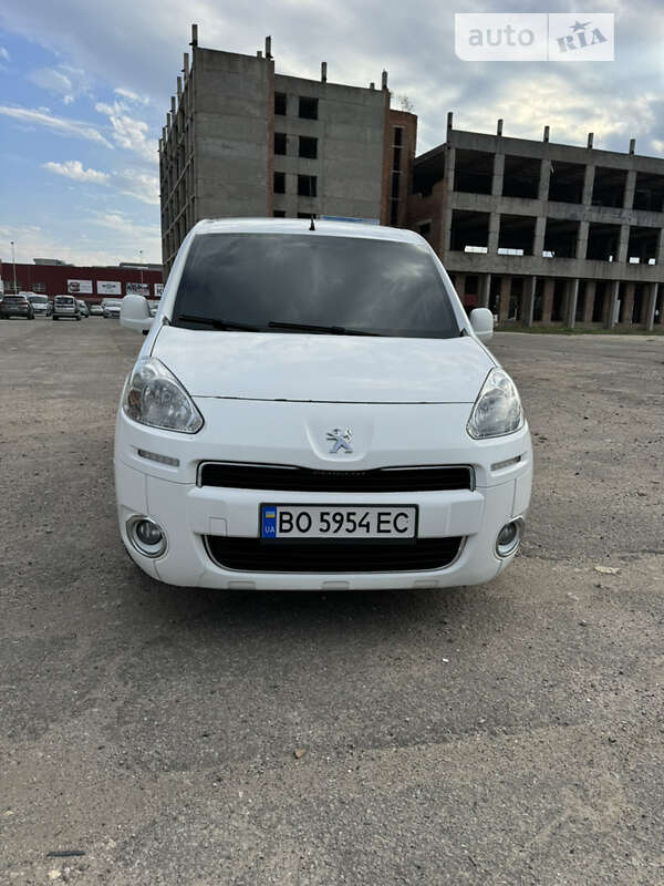 Грузовой фургон Peugeot Partner 2014 в Тернополе