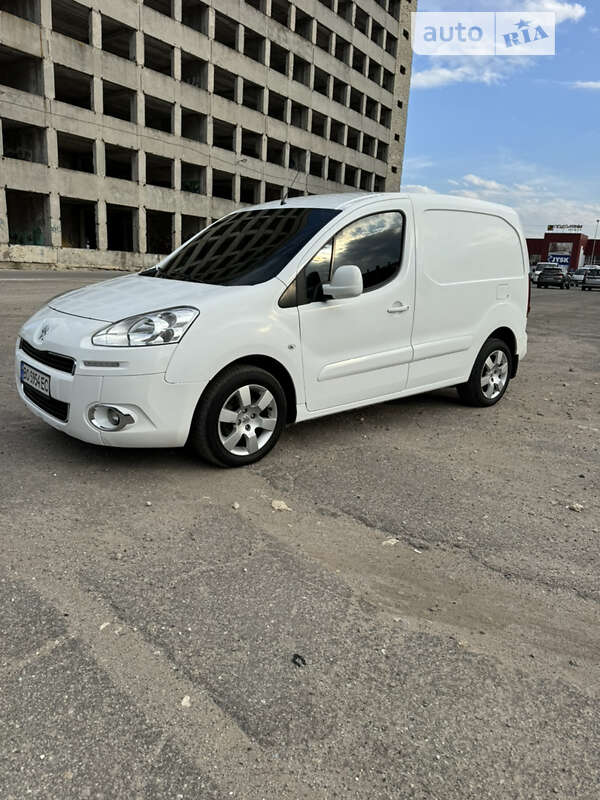 Грузовой фургон Peugeot Partner 2014 в Тернополе