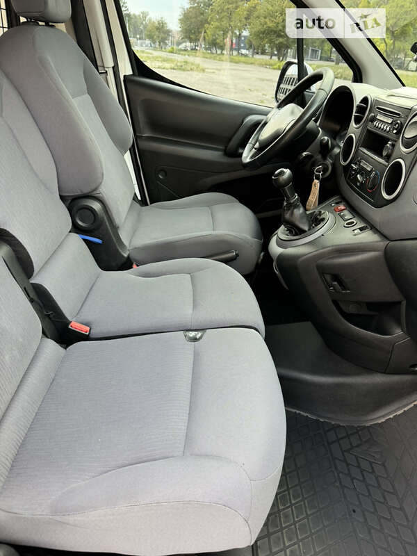 Грузовой фургон Peugeot Partner 2014 в Тернополе