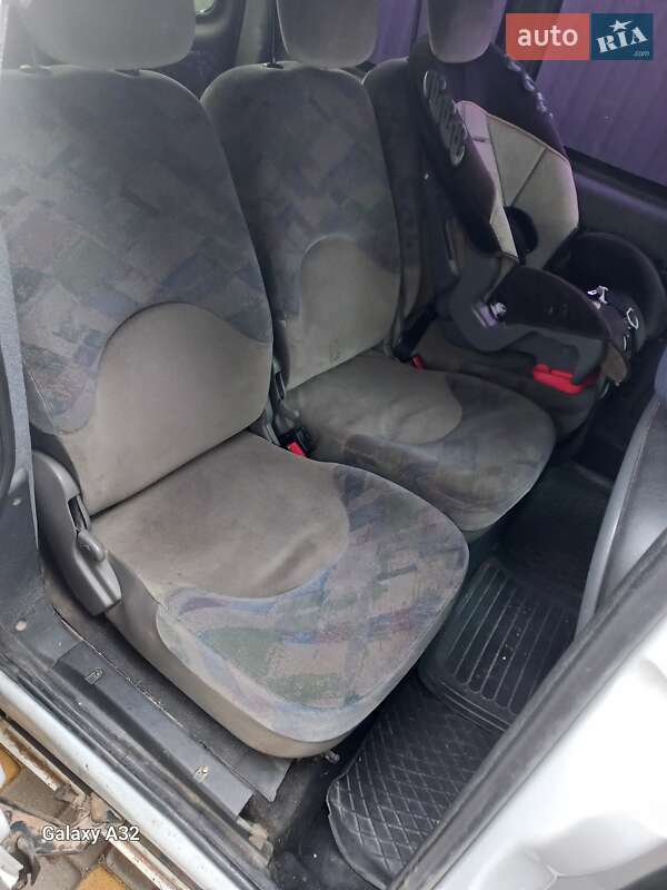 Минивэн Peugeot Partner 2005 в Самборе