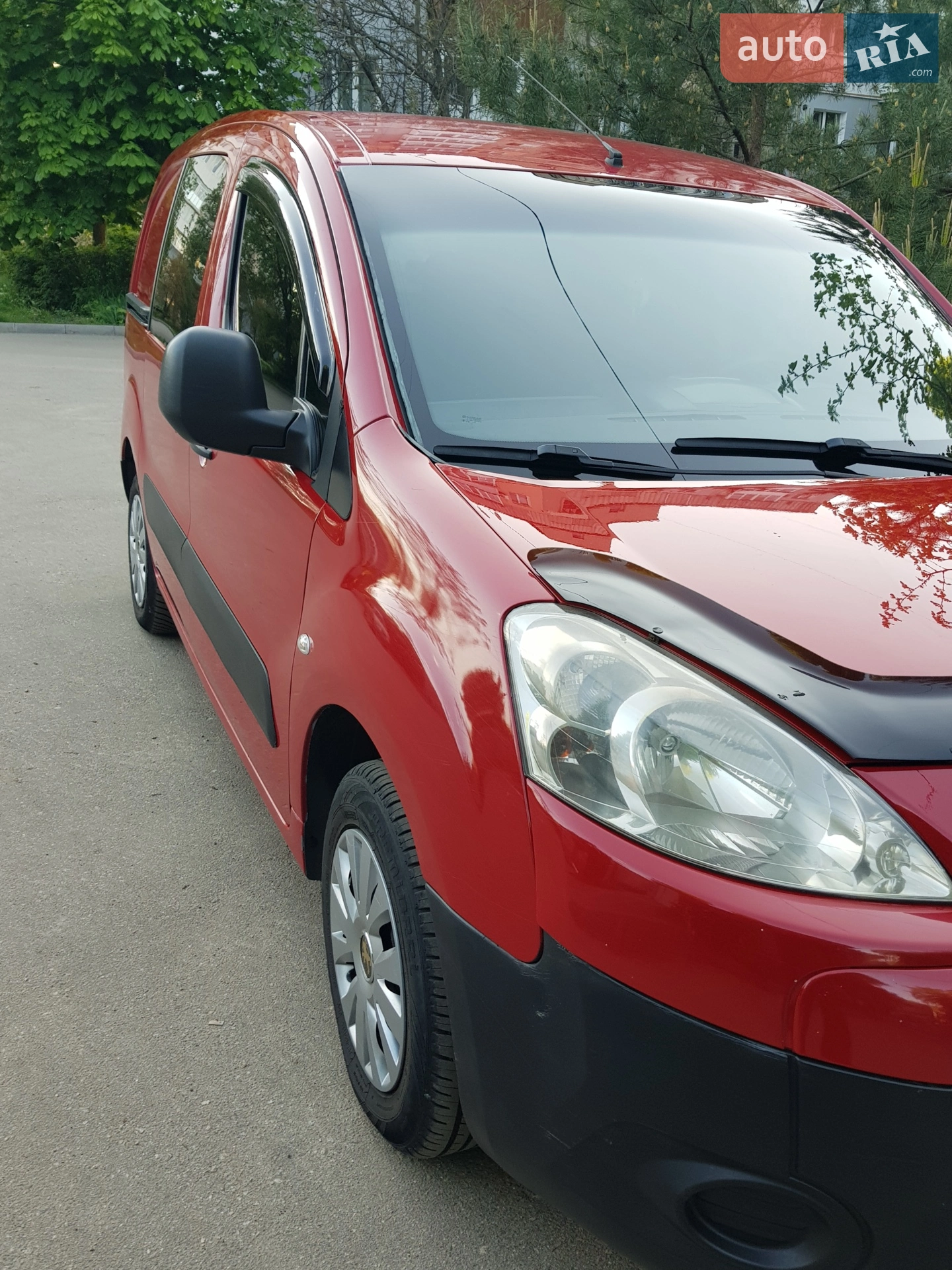 2011 Peugeot Partner - мініатюра 14
