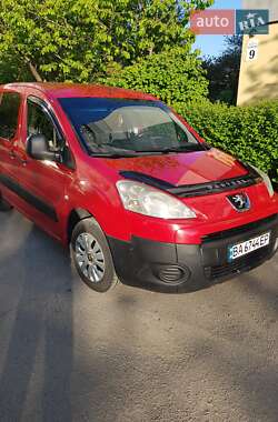 Минивэн Peugeot Partner 2011 в 